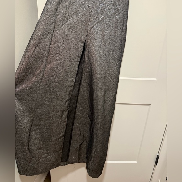 Solace London Metallic Silver Halter Top Gown - Picture 9 of 10